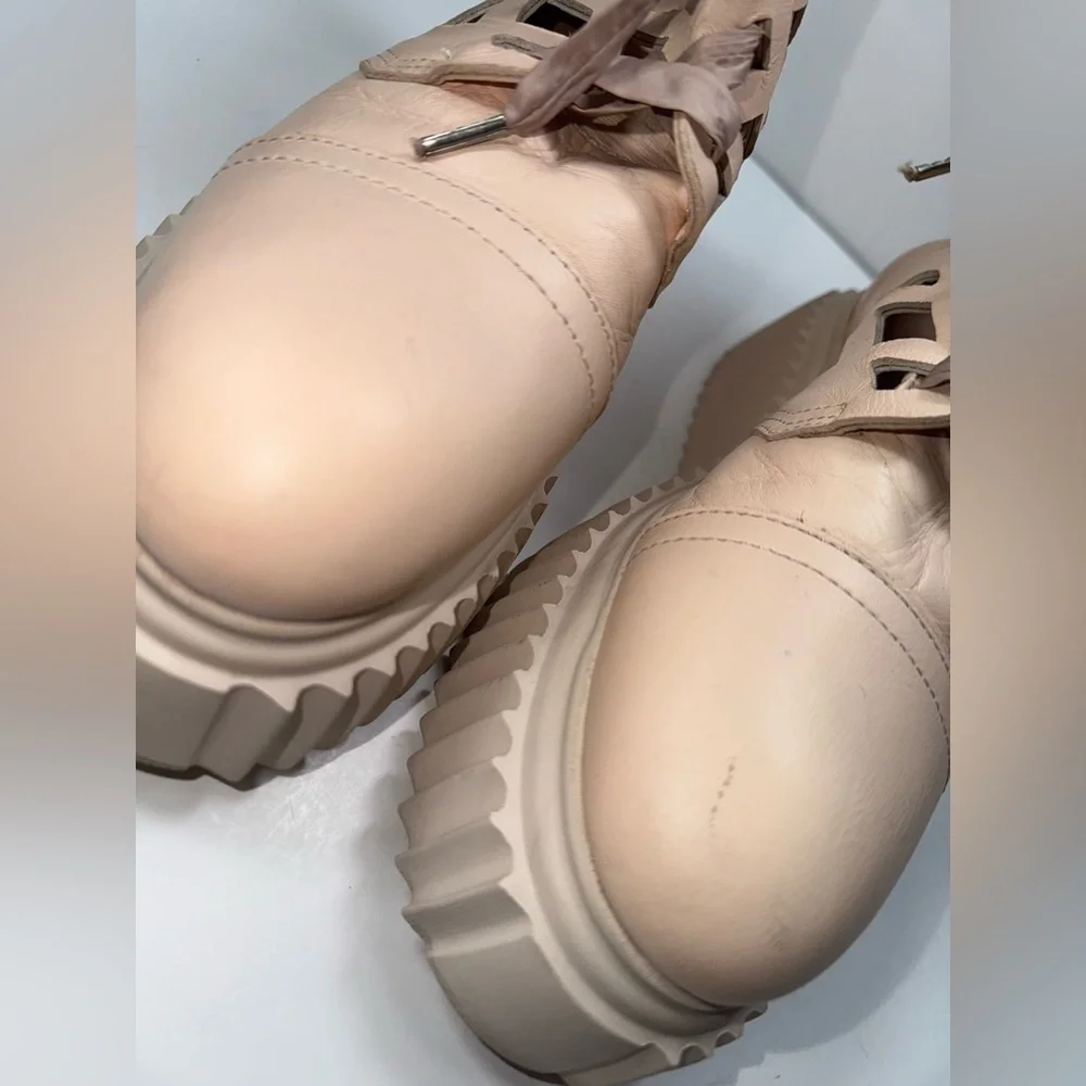AGL Viggy Platform Ankle Boots women’s size 37 US 7